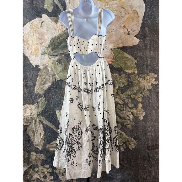 New Anthropologie Square-Neck Embroidered Midi Dress Size Small - Picture 5 of 8